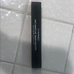 MAC Haute & Naught mascara double lift